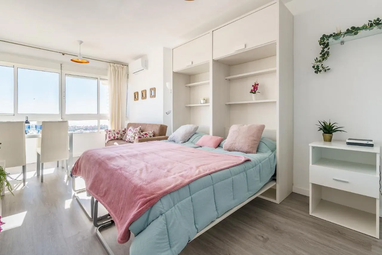 Malagasuite Comfy Studio & Pool Torremolinos